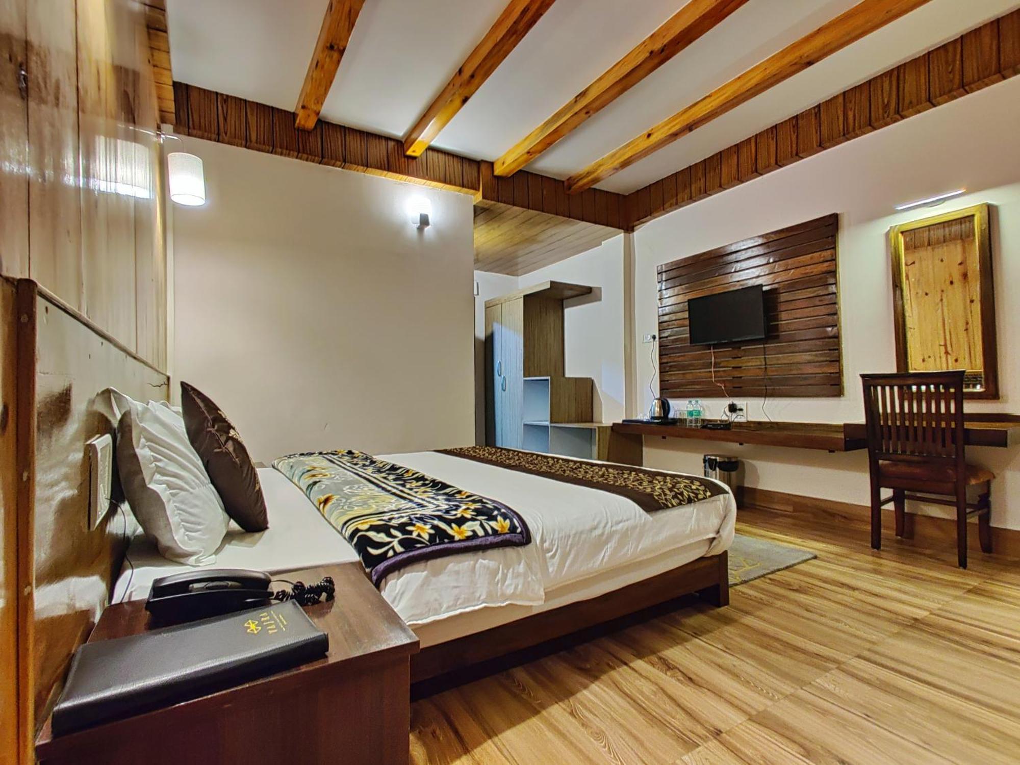 Hotel Vajra Tavang Kültér fotó